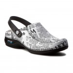 Saboti medicali din piele naturala, lavabili, cu bareta Nursingcare Wash'Go Paris, Newspaper