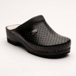 Saboti medicali cu talpa de lemn Leon B2, negru