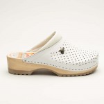 Saboti medicali cu talpa din lemn Leon B2, alb