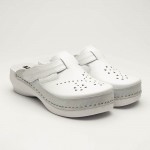 Saboti medicali Leon PU156, alb